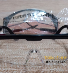 Kính bảo hộ lao động Everest EV105
