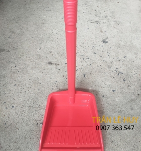 Ky rác nhựa cán rời