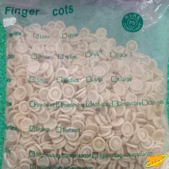 Bao ngón tay cao su chống tĩnh điện có bột /không bột. Túi 1440 cái