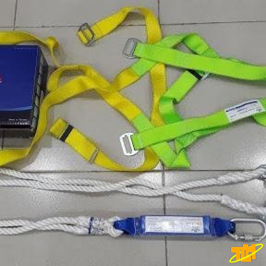 Bộ dây đai an toàn toàn thân 2 móc Adela
